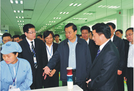 時(shí)任全國(guó)人大常委會(huì)委員長(zhǎng)、時(shí)任國(guó)務(wù)院副總理張德江同志視察威勝